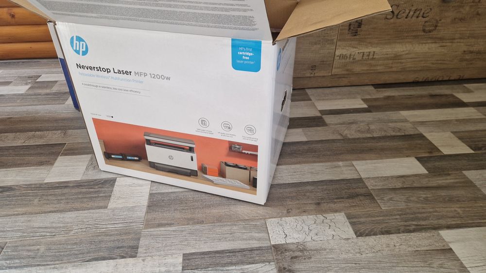 Принтер  hp 1200 w