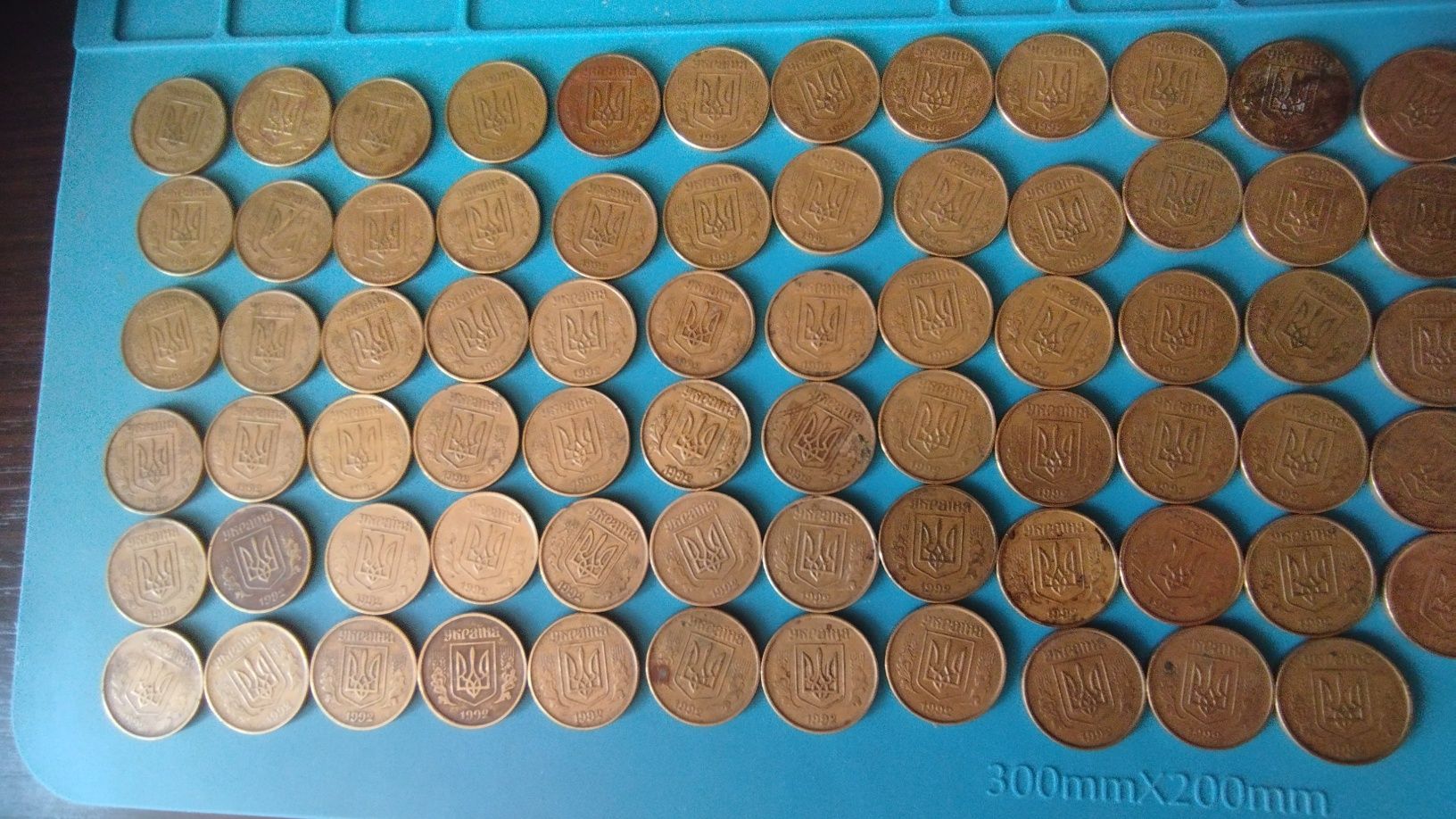 Продам монети України 50 коп .1992год 51 шт