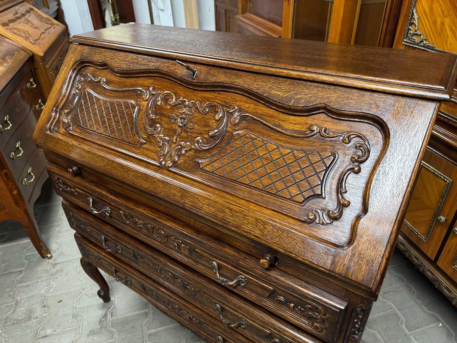 Sekretarzyk w stylu ludwikowskim komoda drewniana sekretarzyk dębowy