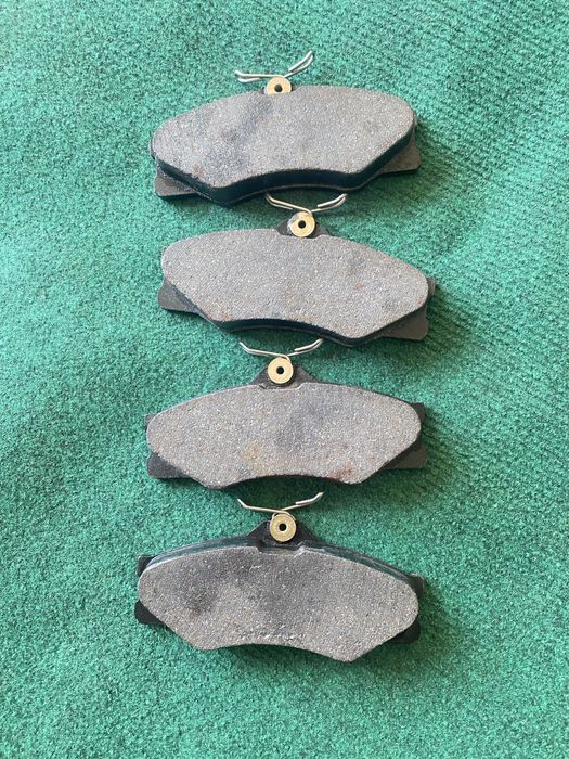 Тормозні колодки volkswagen transporter t2