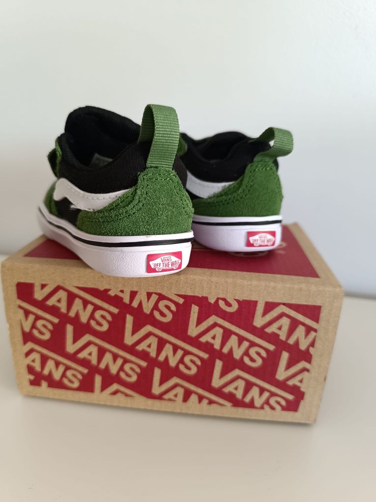 Vans com velcro ComfyCush New Skool