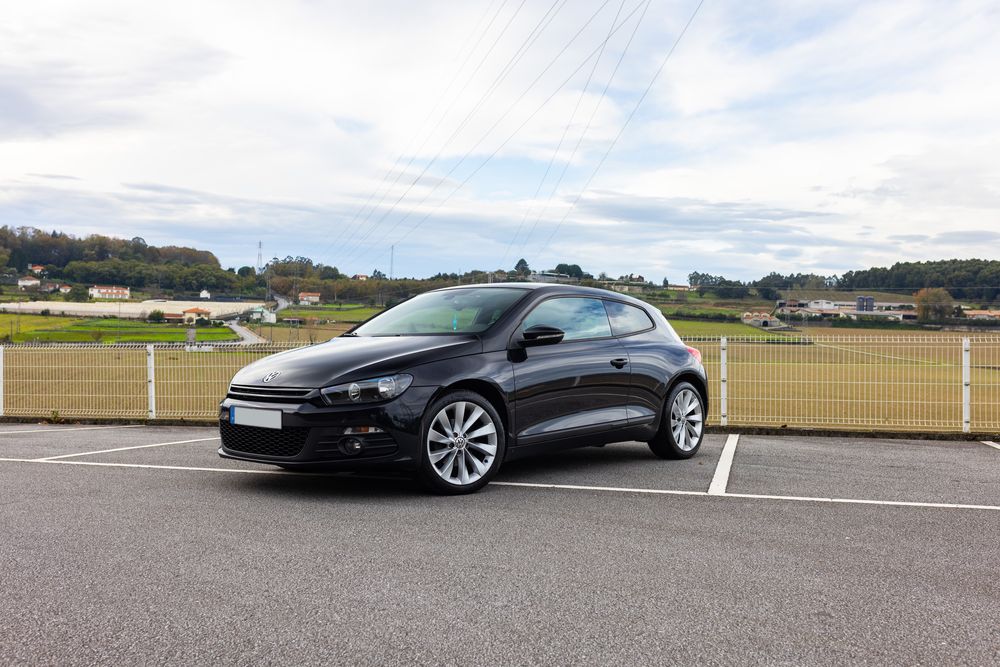 VW Scirocco 2.0TDi - R-LINE DSG