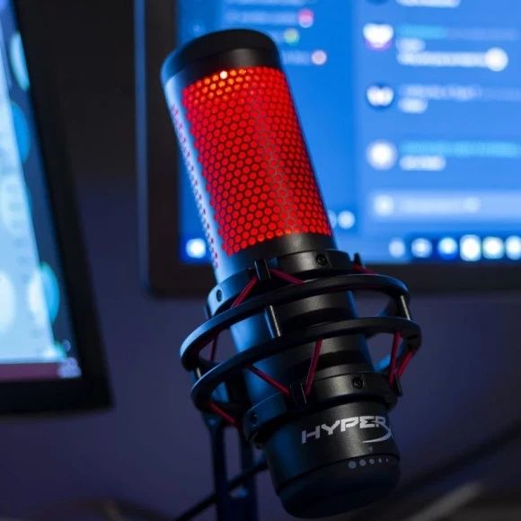 Микрофон HyperX QuadCast