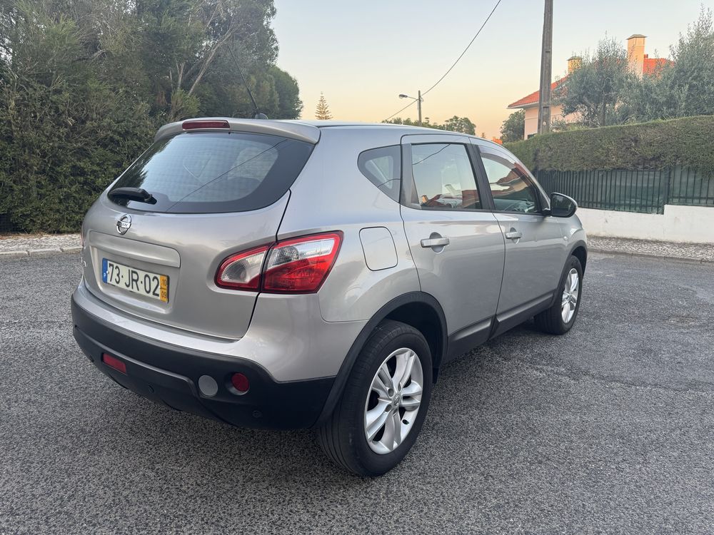 NISSAN QASHQAI  1.5 DCI  DIESEL NACIONAL   AR CONDICIONADO