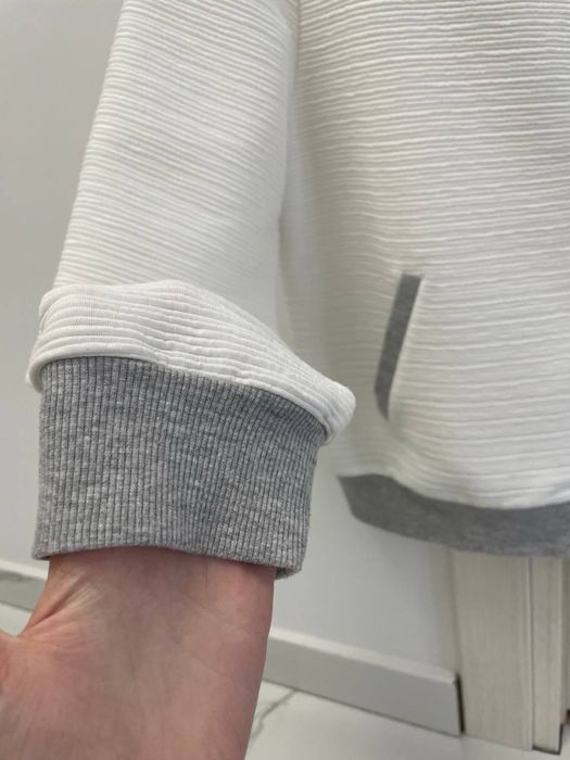 Трикотажний бомбер на замку M&S