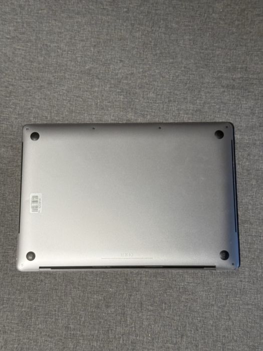 MacBook Pro 15” 2018 i9 Radeon 16GB 512GB bardzo dobry stan