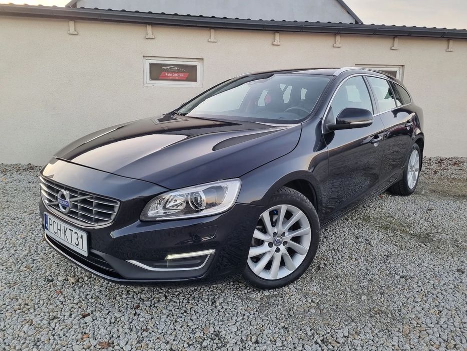 Volvo V60 ŚLICZNY 2.0 D 190KM AUTOMAT Bogata Wersja ORYGINAŁ Zadbany 2018r