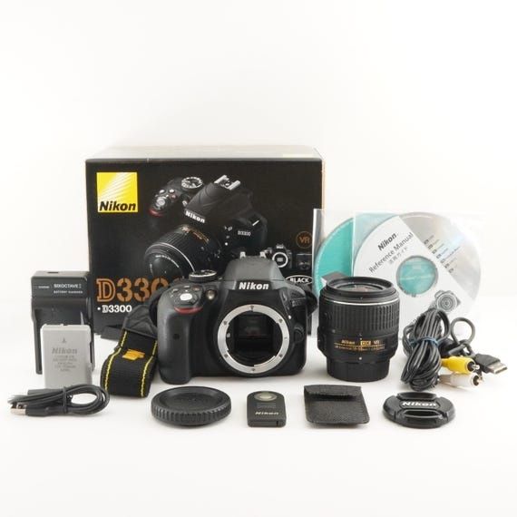 Máquina Fotográfica NIKON D3300
