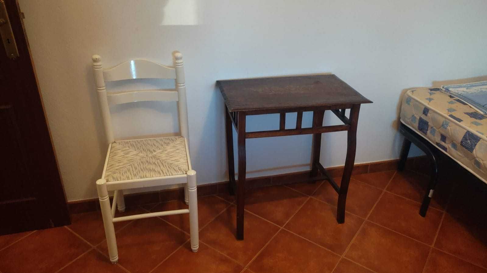 Vendo conjunto de quarto e cozinha por motivos de mudança (urgente)