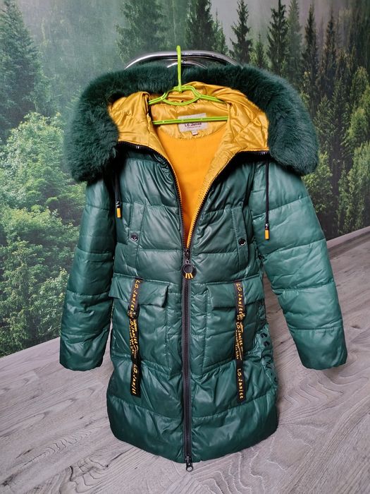 Зимова куртка для дівчинки