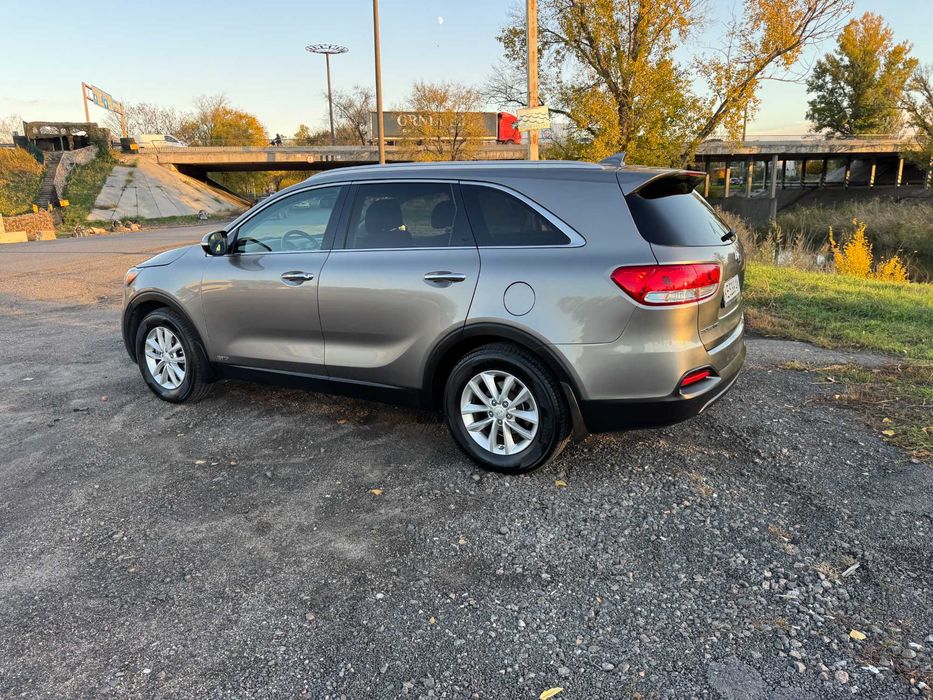 Продам Kia Sorento 2016 LX III покоління 2.4 GDi AT4x4