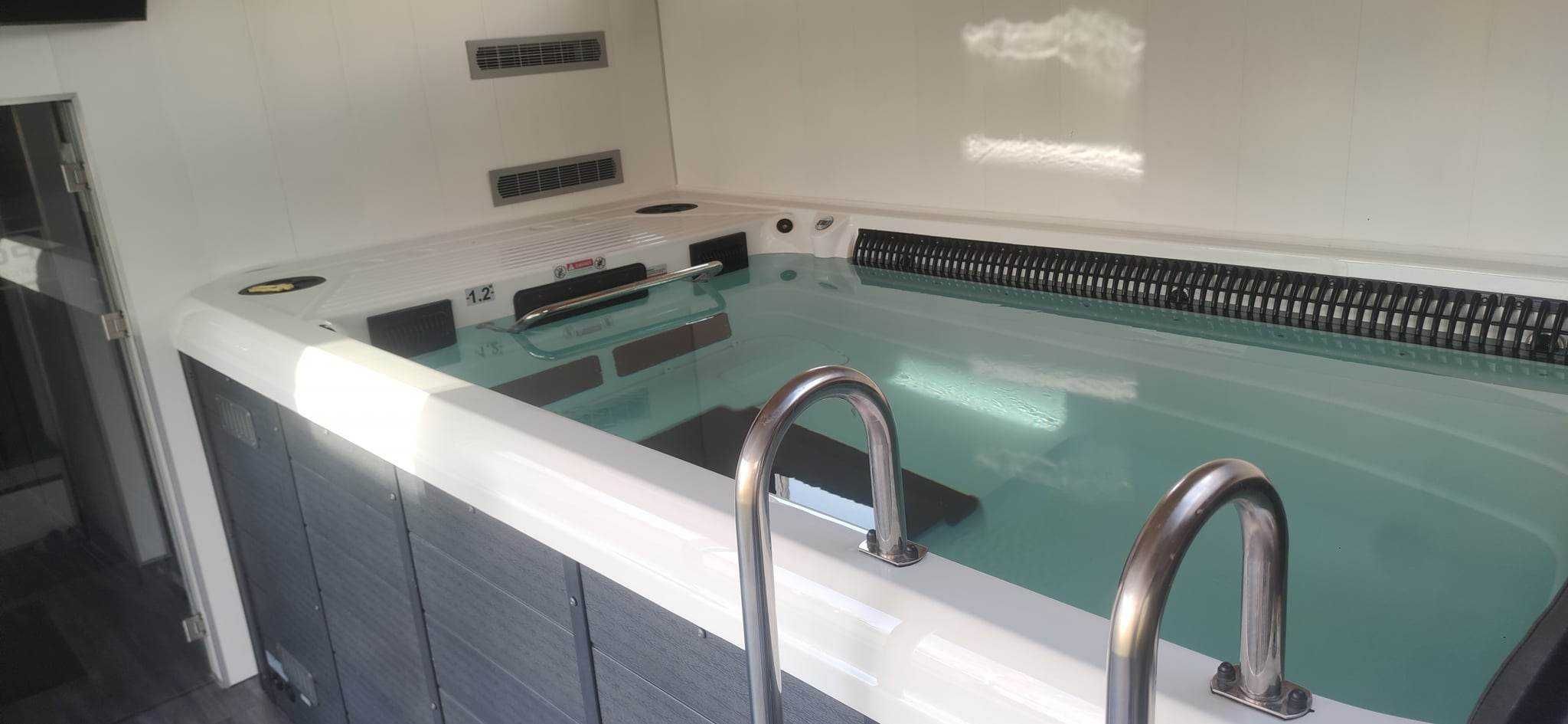 PoolBox Całoroczne Basen lodowy Bieżnia Przeciwprąd Sauna Jacuzzi