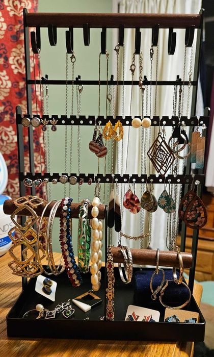 Organizer ekspozytor szkatułka stojak na biżuterię loft czarny drewno