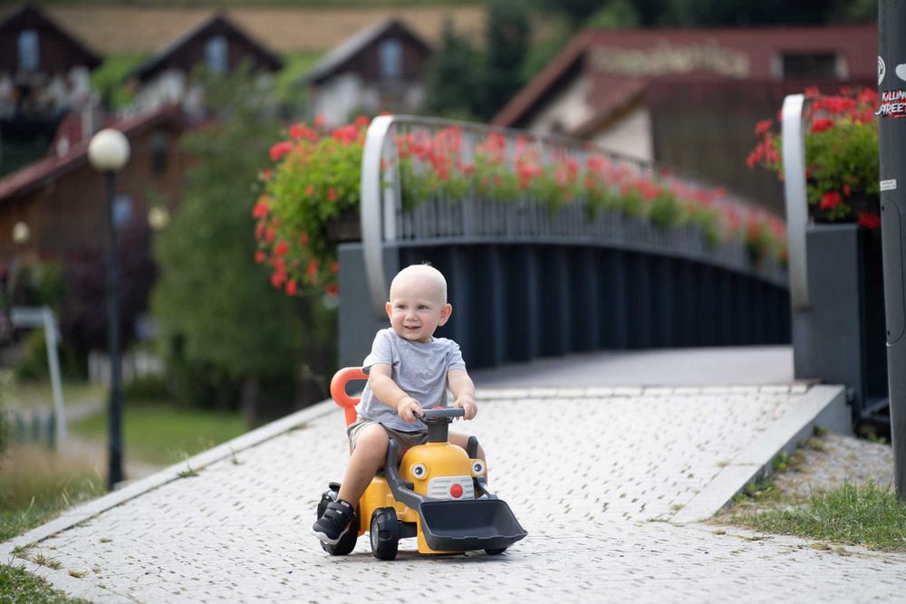 Jeździk traktorek FALK chodzik Marcel 12m+ pchacz żółty 910D