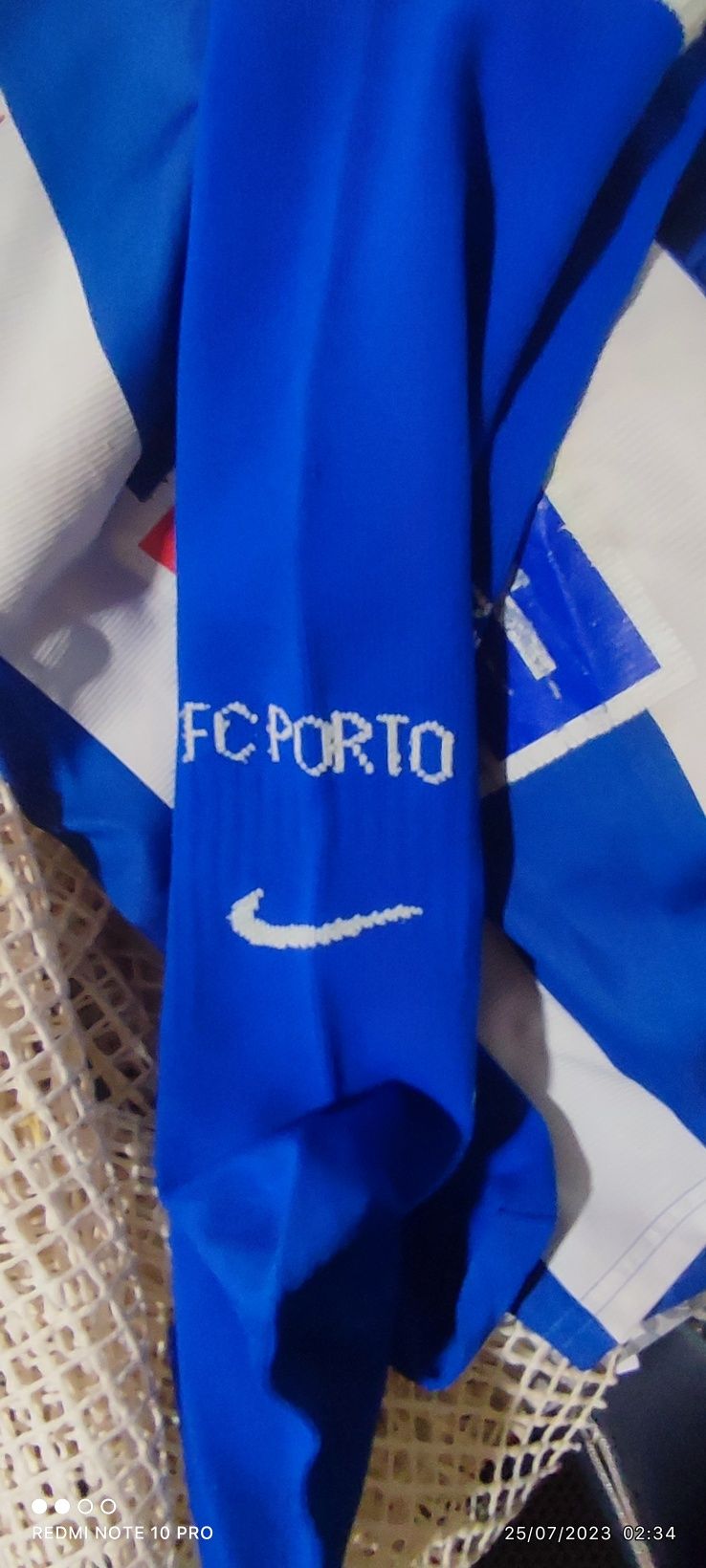 Vendo Camisola Oficial da Dragon Force do FC Porto mais Par de Meias