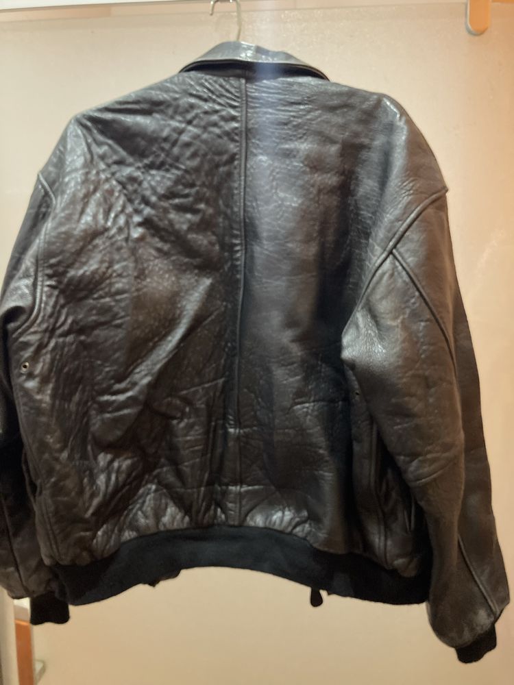 Куртка,кожа а-2 avirex made in usa.размер l