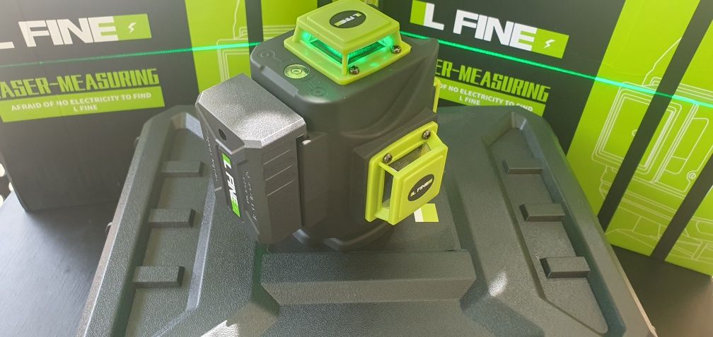 Laser Laser LFINE 4D 16 linhas
Contem mala com acessórios
Comand