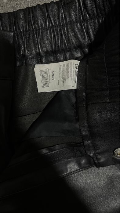 Шкіряні бермуди House