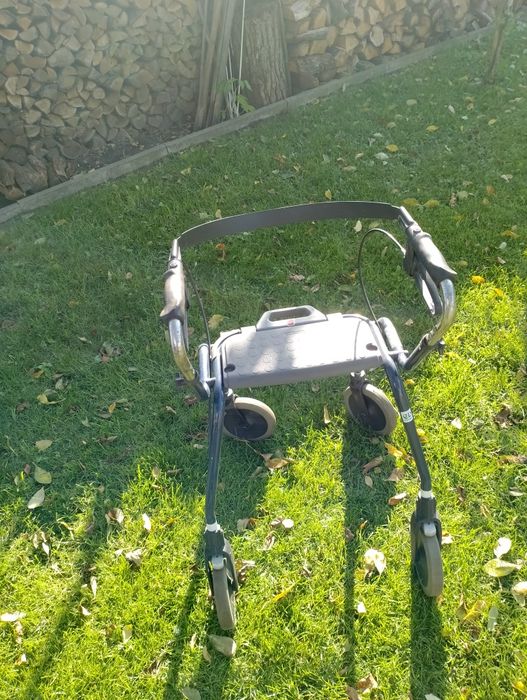 Balkonik rehabilitacyjny składany.