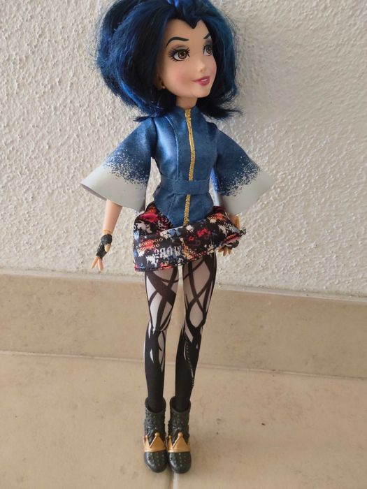 Boneca Evie - Disney