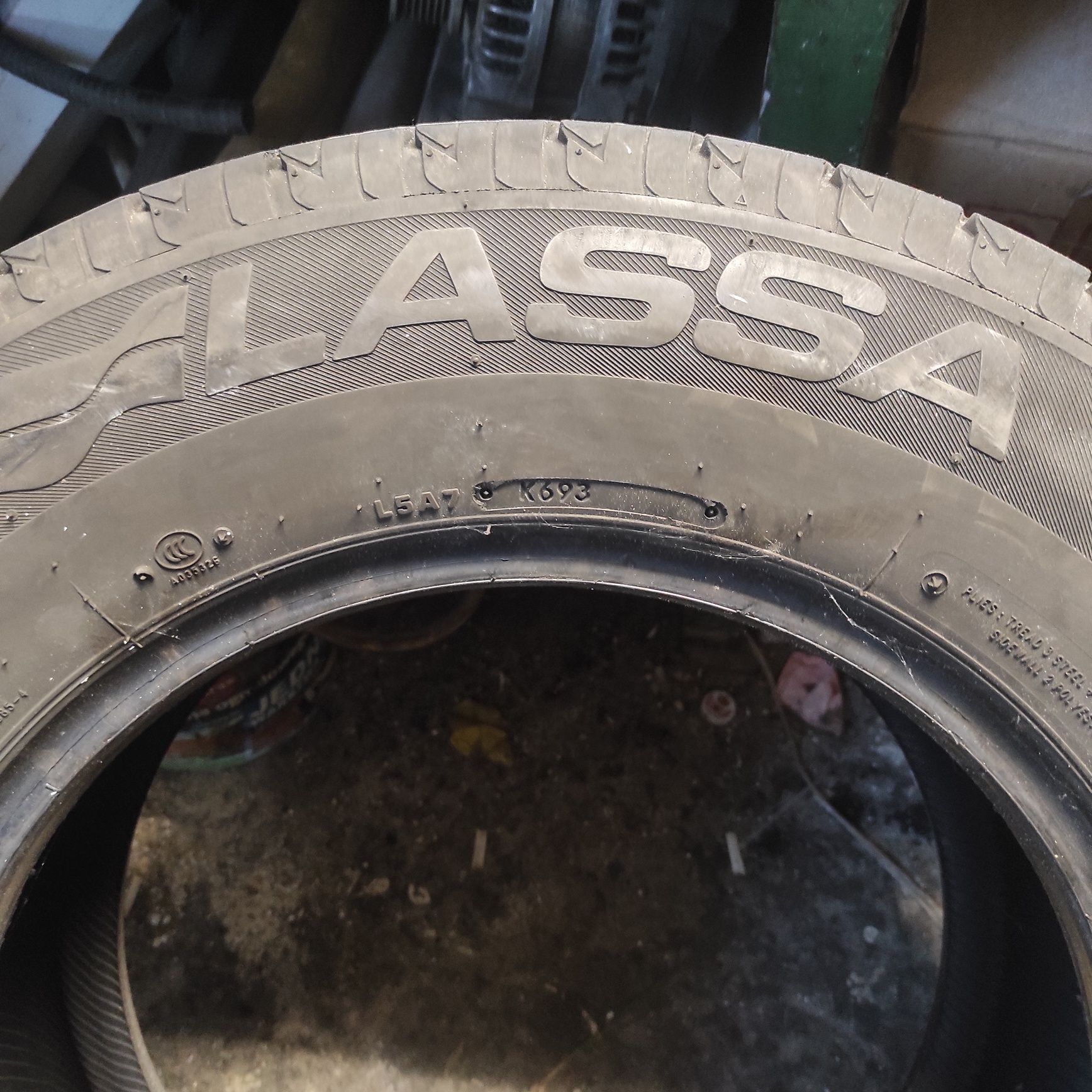 Opony 235/65R16C