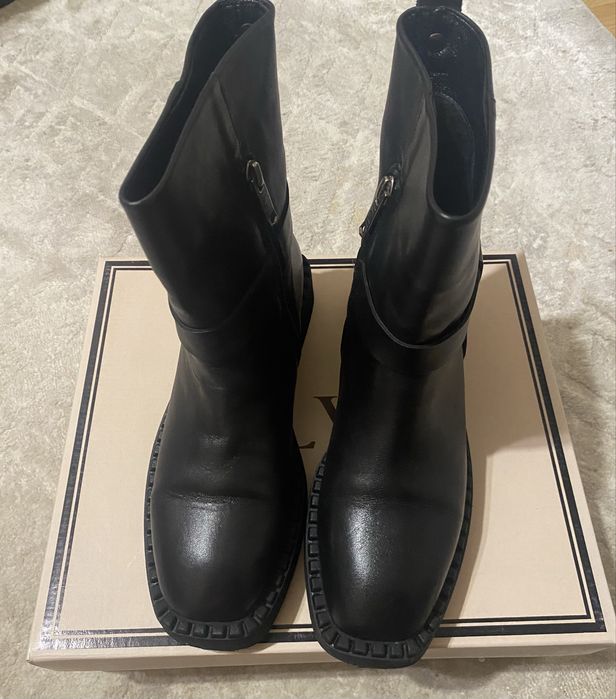 Шкіряні черевики Ilvi