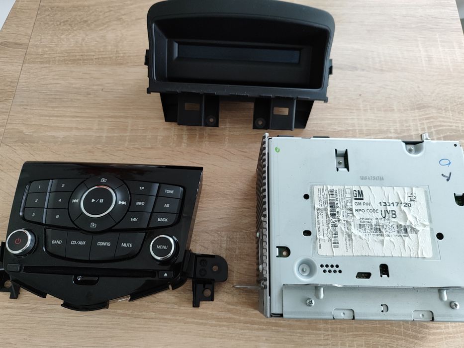 Radio panel wyświetlacz chevrolet cruze