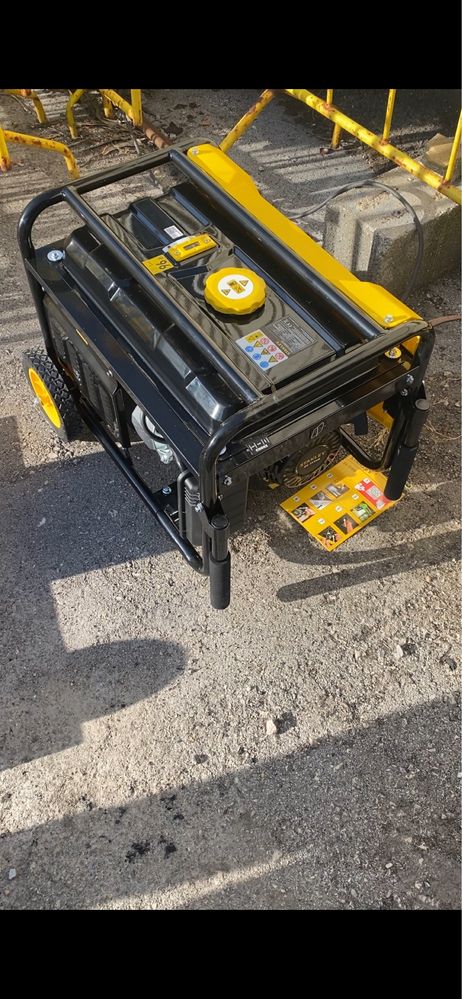Gerador stanley novo com caixa