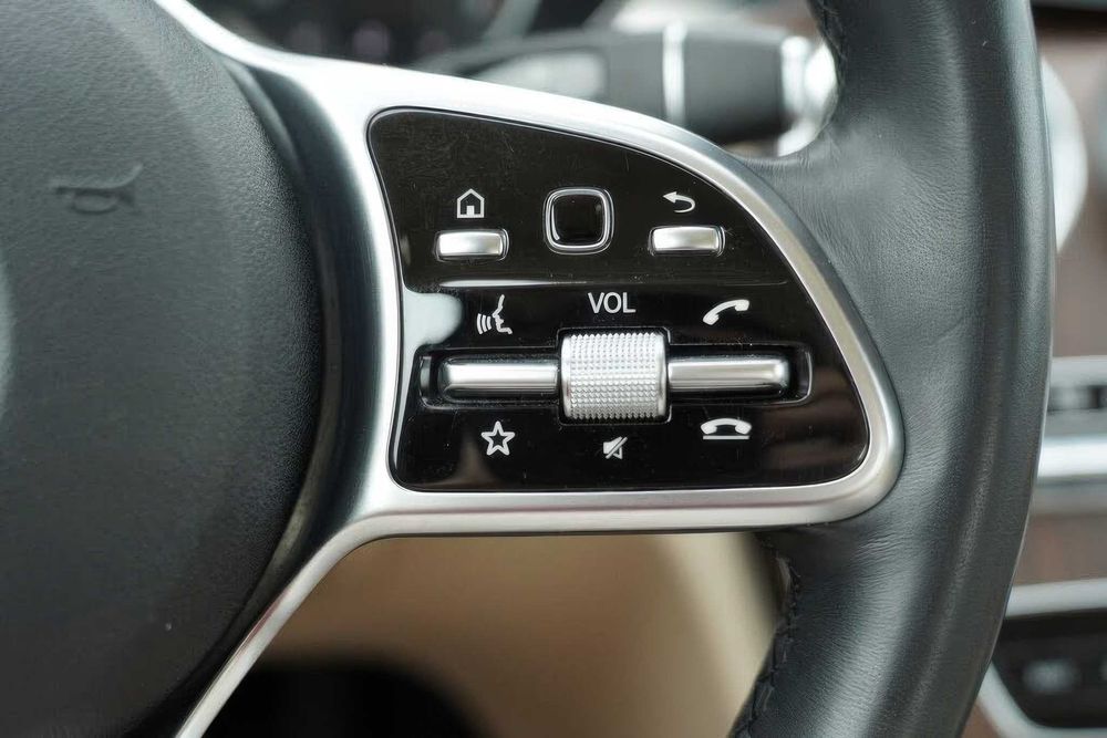 Mercedes-Benz C-Class C 300      2020