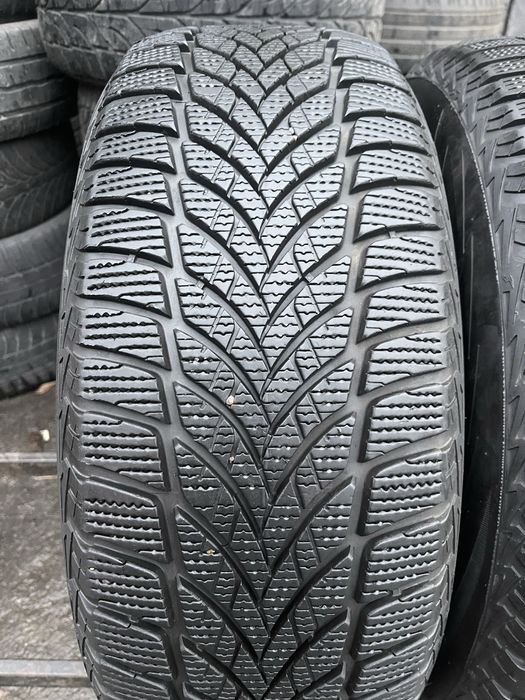 Шини 225/60/16 GoodYear Ultragrip ICE 2 зима 2шт 7,7мм