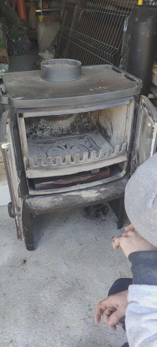 Kominek wolnostojący MORSO model 2140.