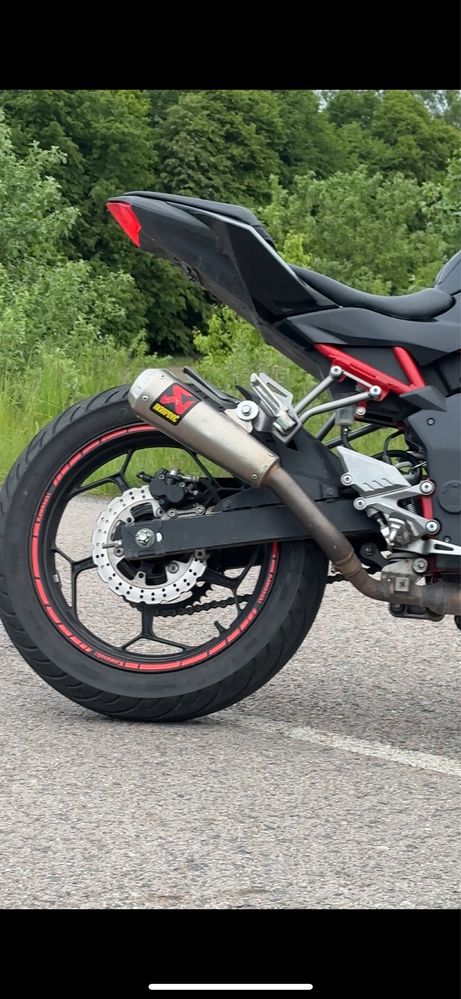 kawasaki z250sl.