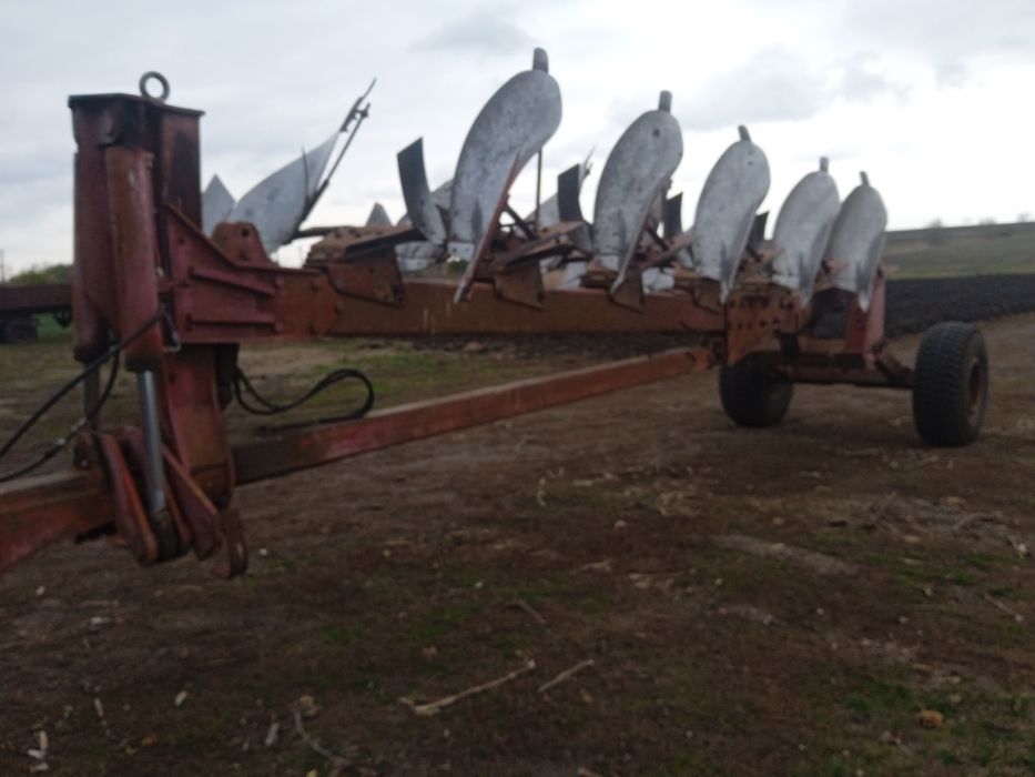 Продам плуг Vogel noot 5+3