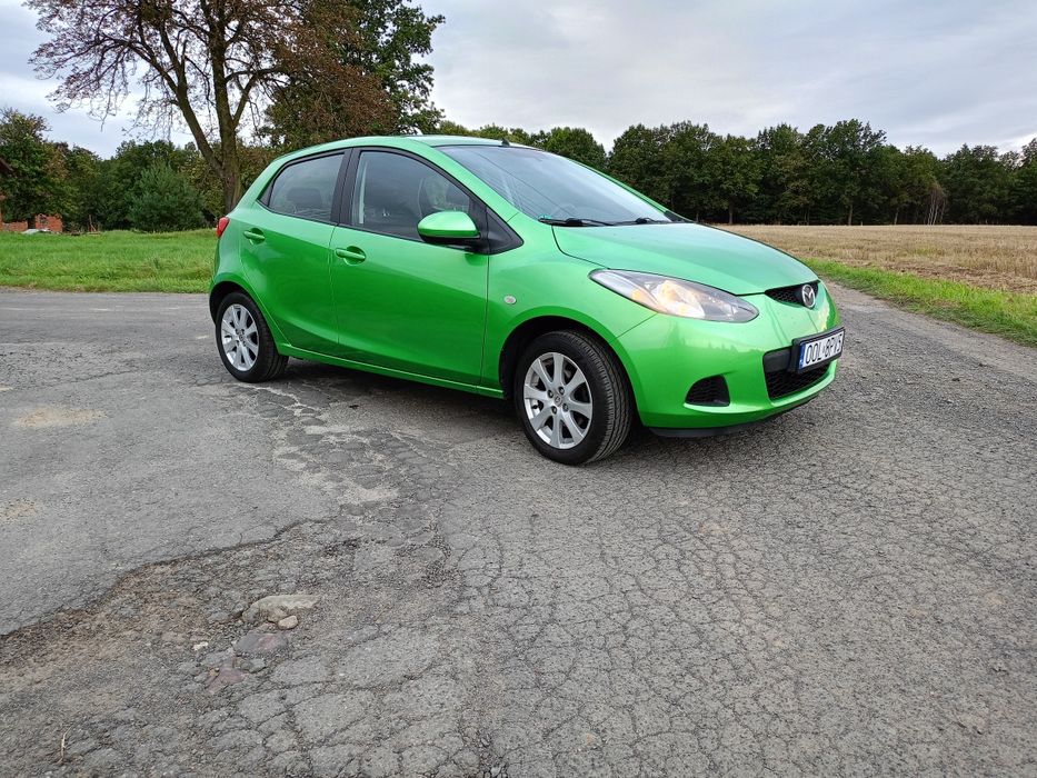 Mazda 2 1.3 benzyna 75 KM (Klimatyzacja )
