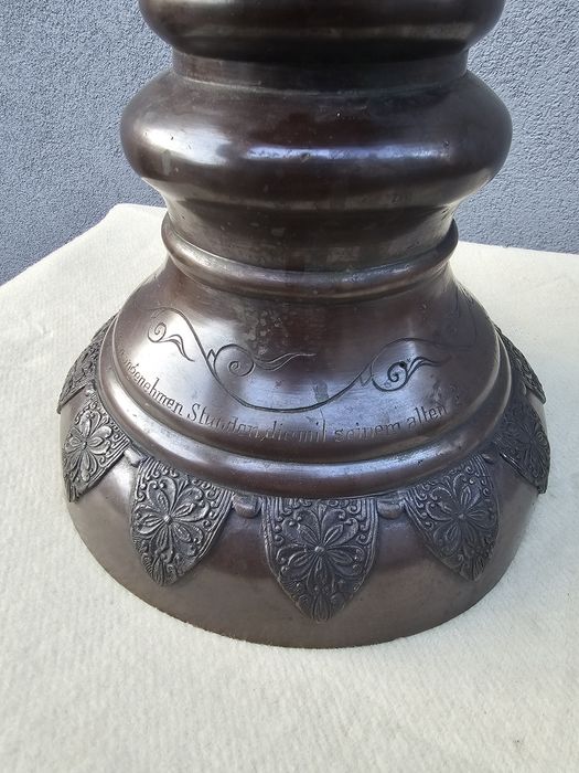 Japońska waza z brązu z okresu Meiji