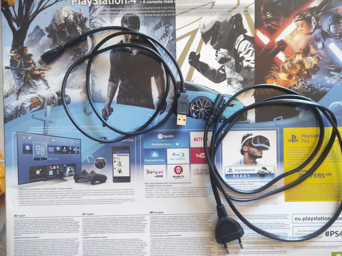 Ps4 1Tb + 3 jogos
