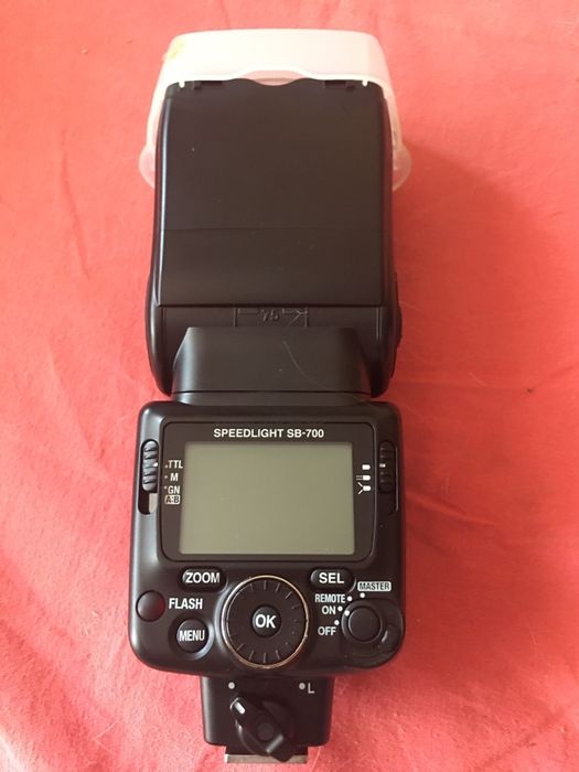 Вспышка.Фотовспышка.  Nikon SB-700