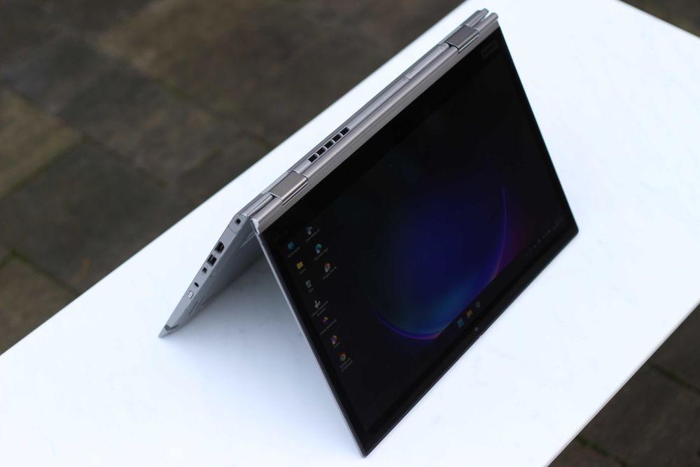 Lenovo Thinkpad Yoga X1 3gen i5-7300U 8GB RAM 256GB
