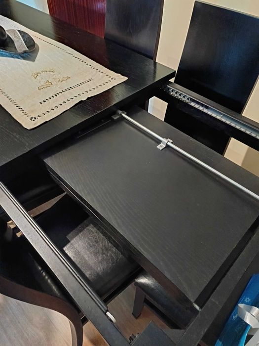 Mesa sala de jantar e 6 cadeiras