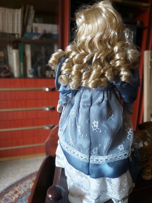 Boneca de Porcelana Vintage - Sophie