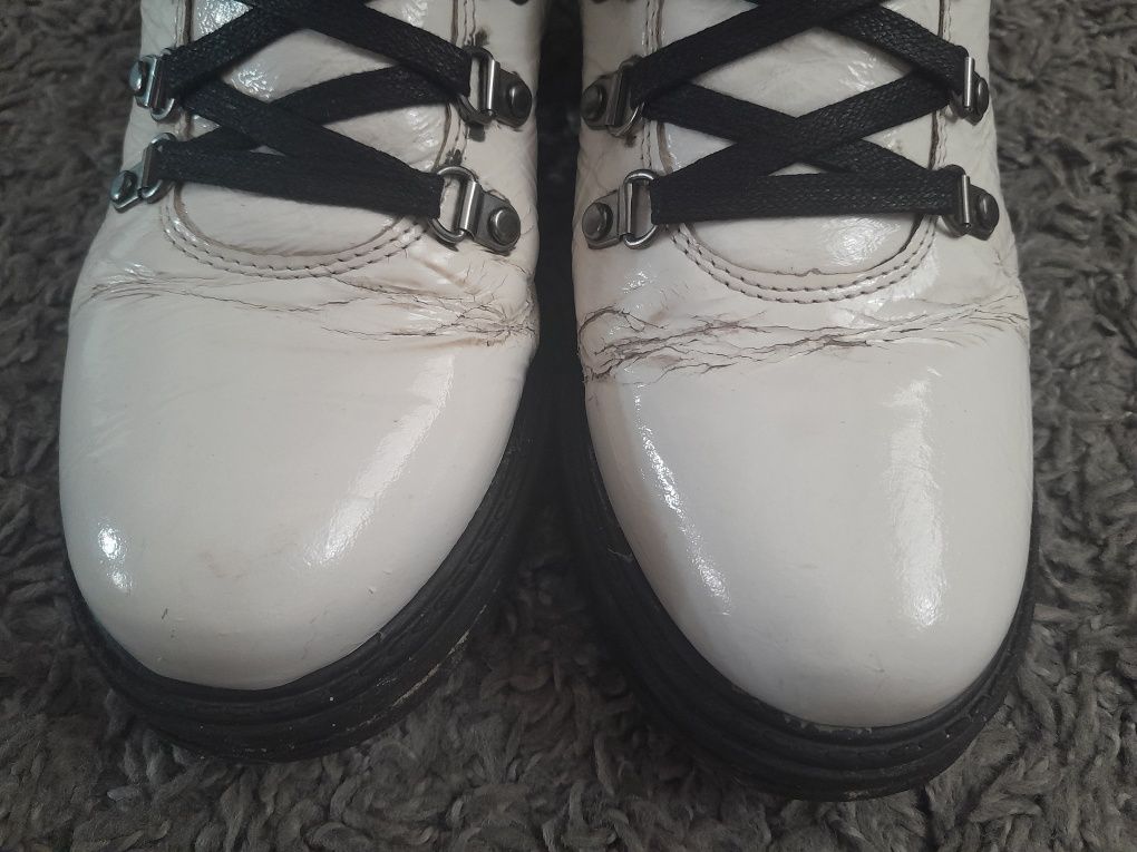 Damskie buty zimowe Lasocki