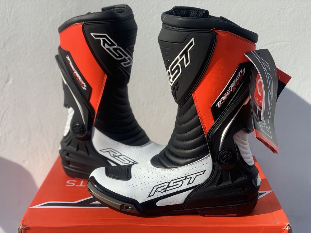 Buty motocyklowe RST tractech evo III rozmiar 45 fluo red, Zawias!