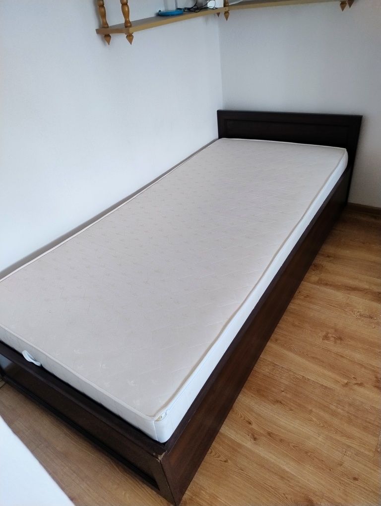 Łóżko pojedyncze  + materac
