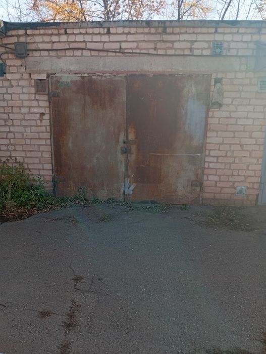 Продам гараж в гаражному кооперативі Зоря