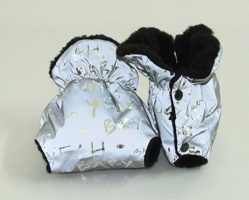 mufki do wózka odblaskowe z czarnym futerkiem