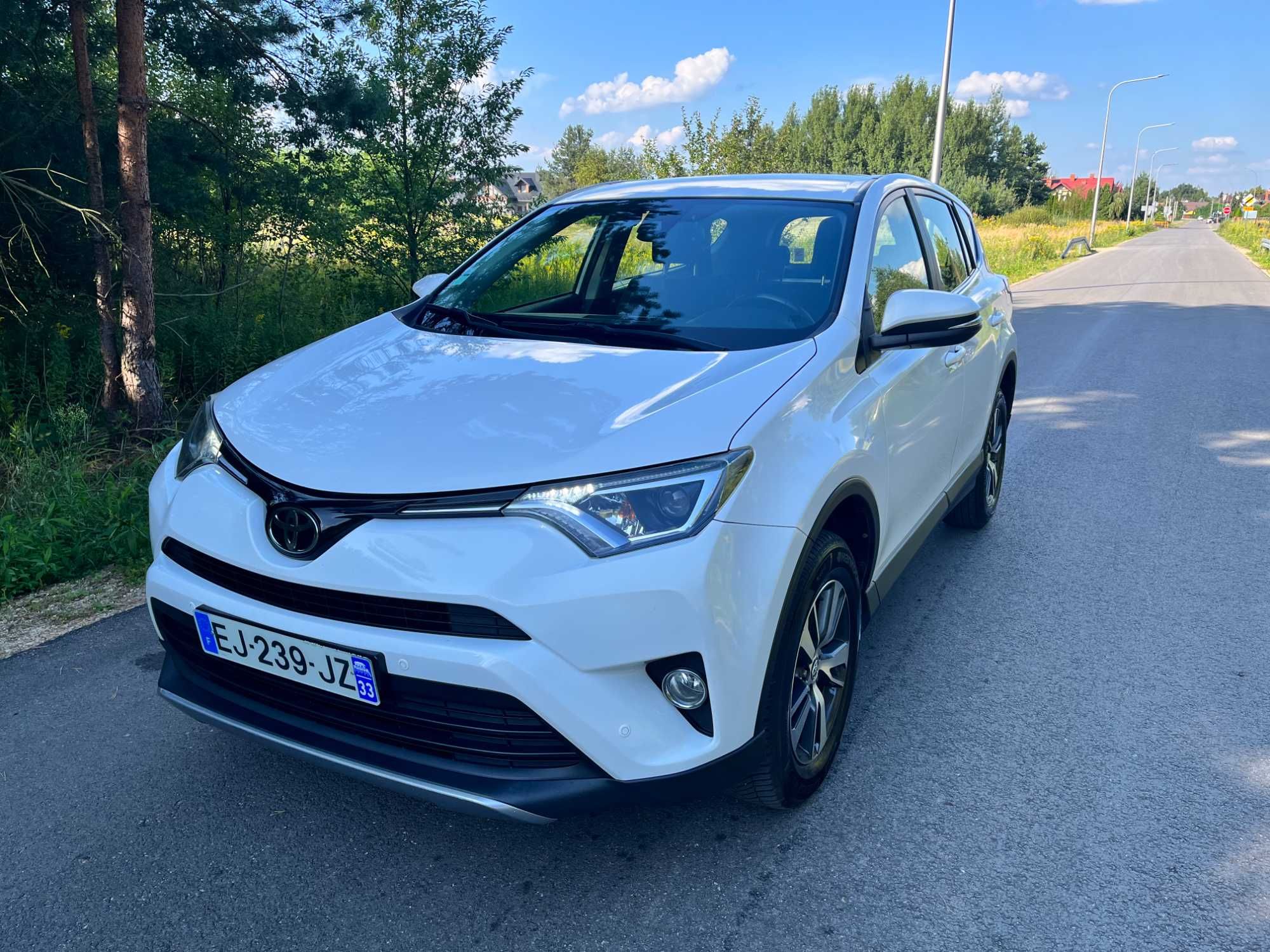 Toyota Rav4 2.0 D4D 143KM 2016R 4X2 Navi Kamera Czujniki Elek Klapa