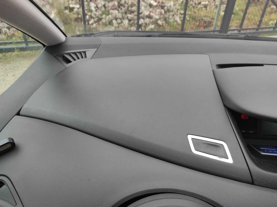 Citroen C4 Grand Picasso 2008r schowek półka lewy prawy ładny