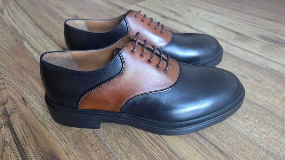 Nowe buty Vistula 41 skóra naturalna