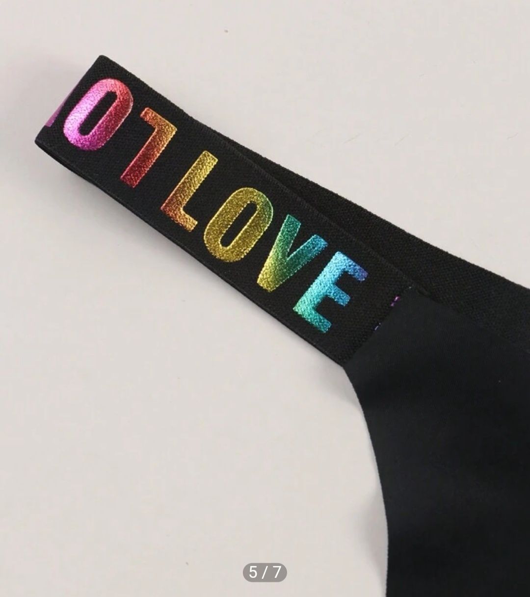 Seksowne stringi damskie z napisem Love.
