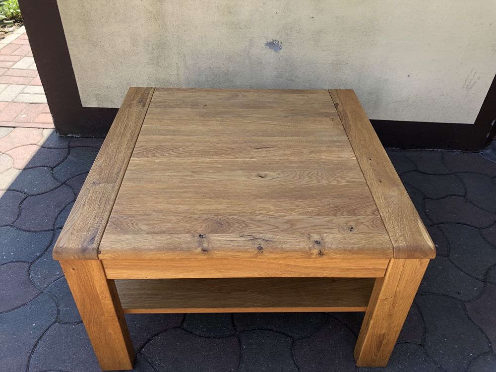 Stół z drewna 75cm x 75cm